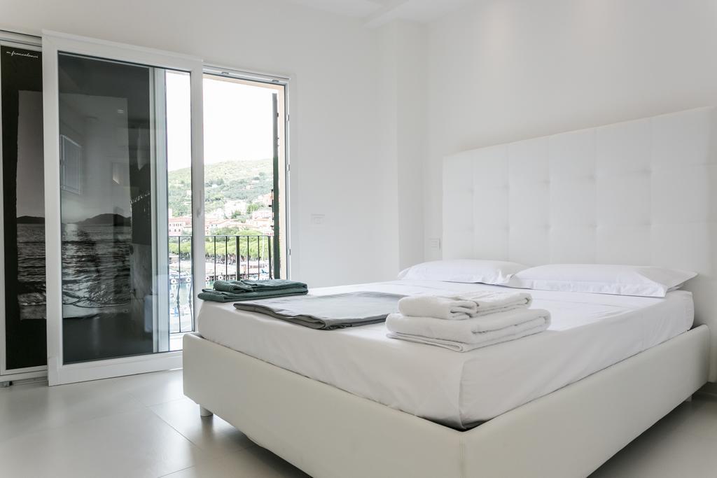 Al Molo Sea View Rooms Lerici Eksteriør billede